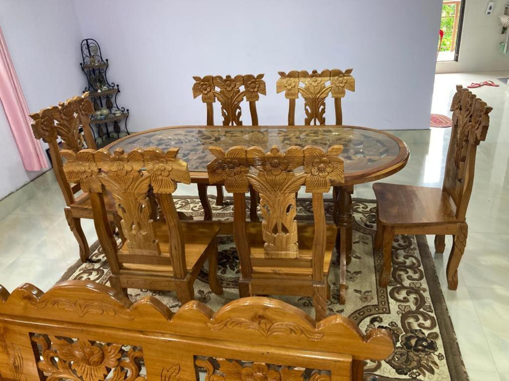 דירות אימפאל Haobam House מראה חיצוני תמונה